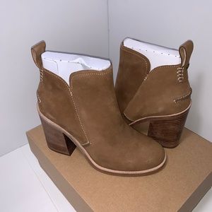 Ugg Women’s Pixley Boot Chestnut